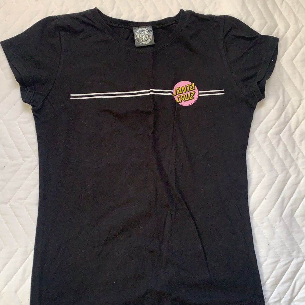 girls black santa cruz shirt